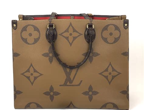 lv reverse monogram